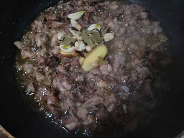 冷吃兔肉的做法-香辣味炒菜譜-易網健康養生網 冷吃兔肉的做法-香辣味炒菜譜