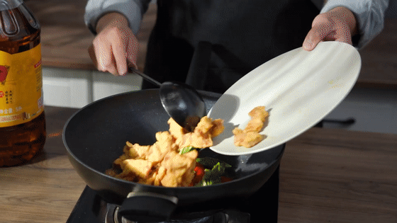 溜肉段的做法-家常味炸菜譜-易網(wǎng)健康養(yǎng)生網(wǎng) 溜肉段的做法-家常味炸菜譜