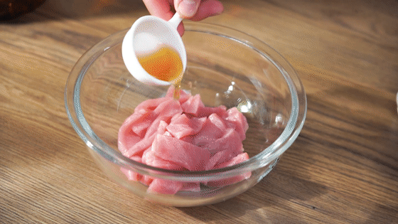 溜肉段的做法-家常味炸菜譜-易網(wǎng)健康養(yǎng)生網(wǎng) 溜肉段的做法-家常味炸菜譜