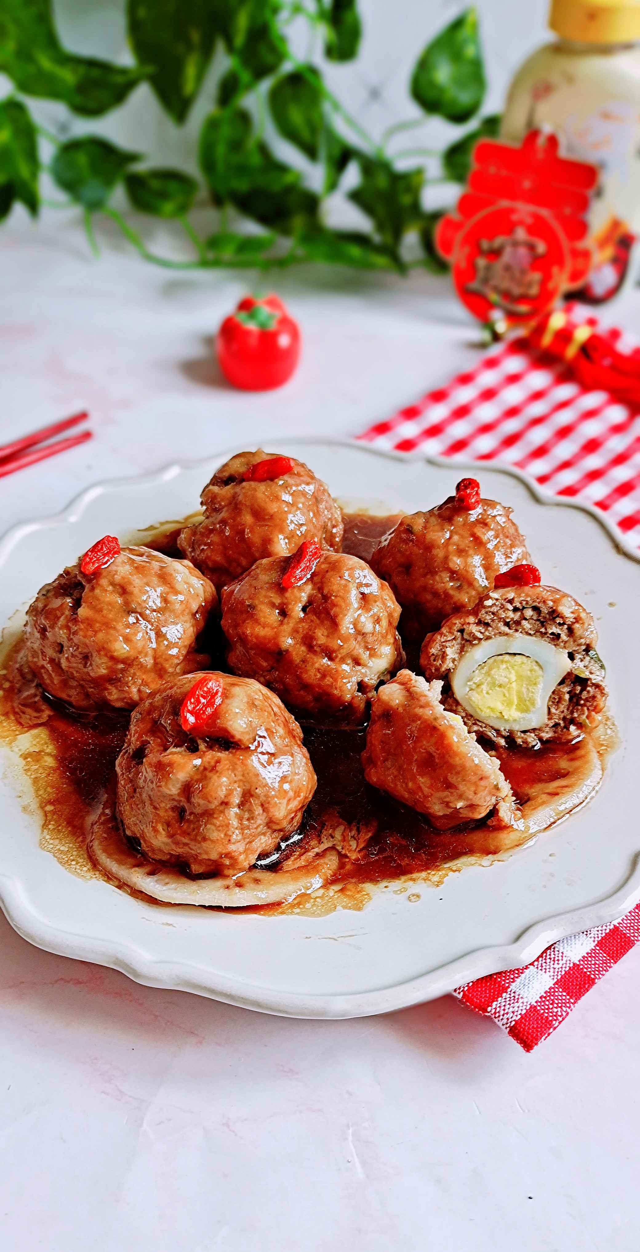 學會花樣肉圓做法，春節餐桌讓你倍有面兒~糖醋鴛鴦蛋的做法-酸甜味蒸菜譜