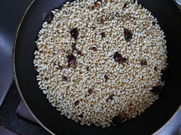 麻辣米粉蒸排骨(火鍋底料版)的做法-麻辣味蒸菜譜-易網健康養生網 麻辣米粉蒸排骨(火鍋底料版)的做法-麻辣味蒸菜譜