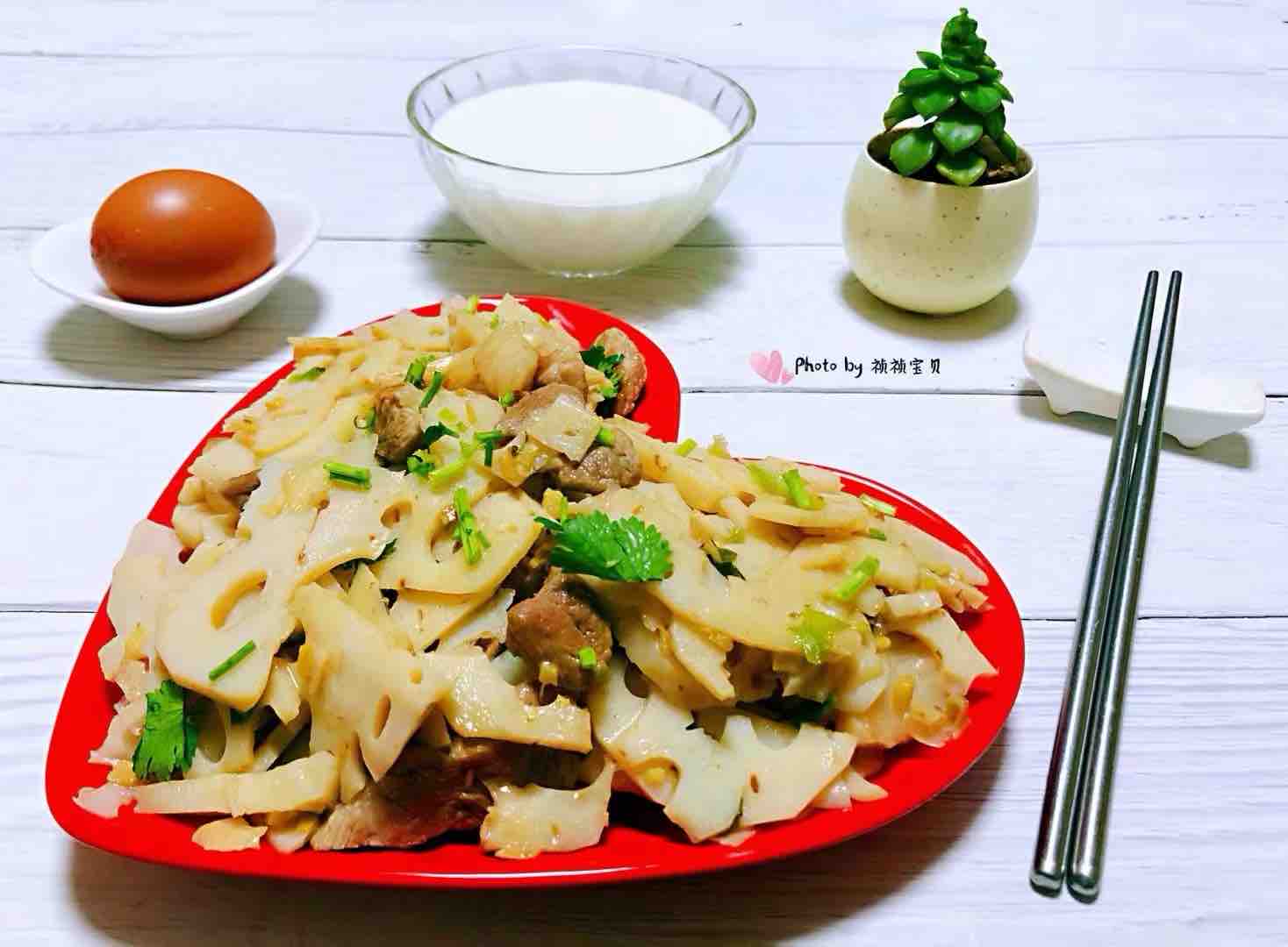 蓮藕炒肉片的做法-咸鮮味炒菜譜-易網健康養生網 蓮藕炒肉片的做法-咸鮮味炒菜譜