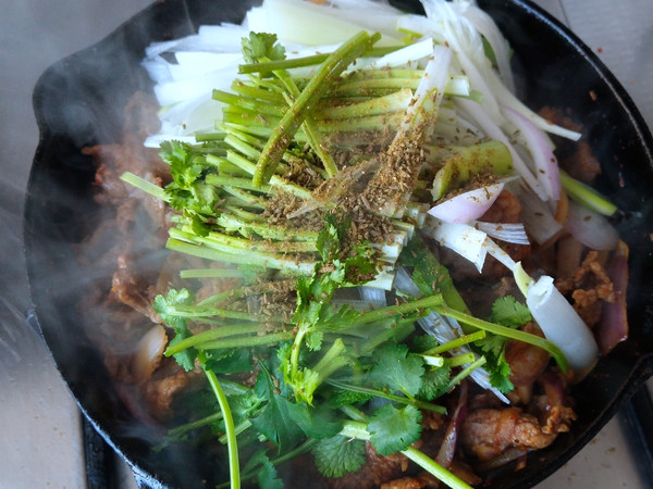 家庭版炙子烤肉的做法-咸鮮味炒菜譜-易網(wǎng)健康養(yǎng)生網(wǎng) 家庭版炙子烤肉的做法-咸鮮味炒菜譜