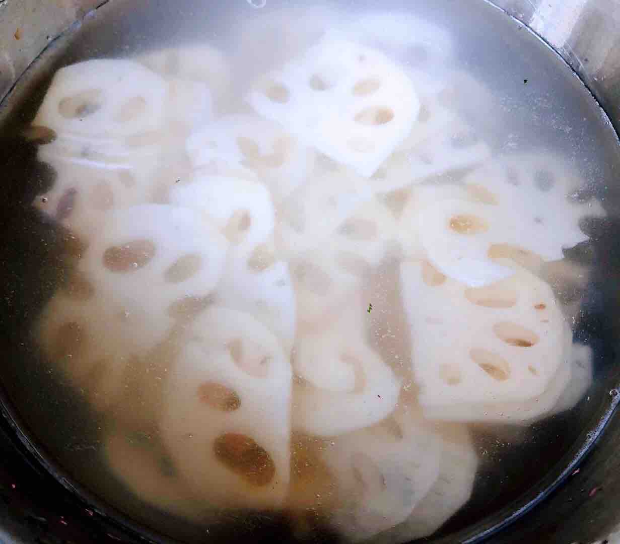 蓮藕炒肉片的做法-咸鮮味炒菜譜-易網健康養生網 蓮藕炒肉片的做法-咸鮮味炒菜譜