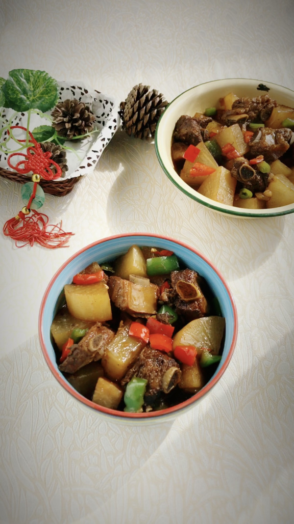 蘿卜燒排骨的做法-家常味燒菜譜-易網健康養生網 蘿卜燒排骨的做法-家常味燒菜譜