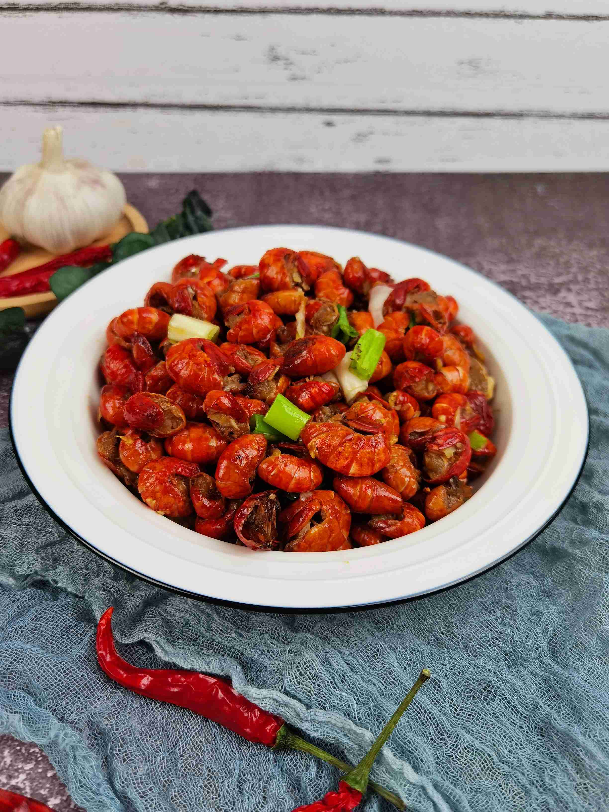 紅火年夜飯-飯店四五十1盤不夠吃,在家20吃到飽的做法-蒜香味炒菜譜-易網健康養生網 紅火年夜飯-飯店四五十1盤不夠吃,在家20吃到飽的做法-蒜香味炒菜譜