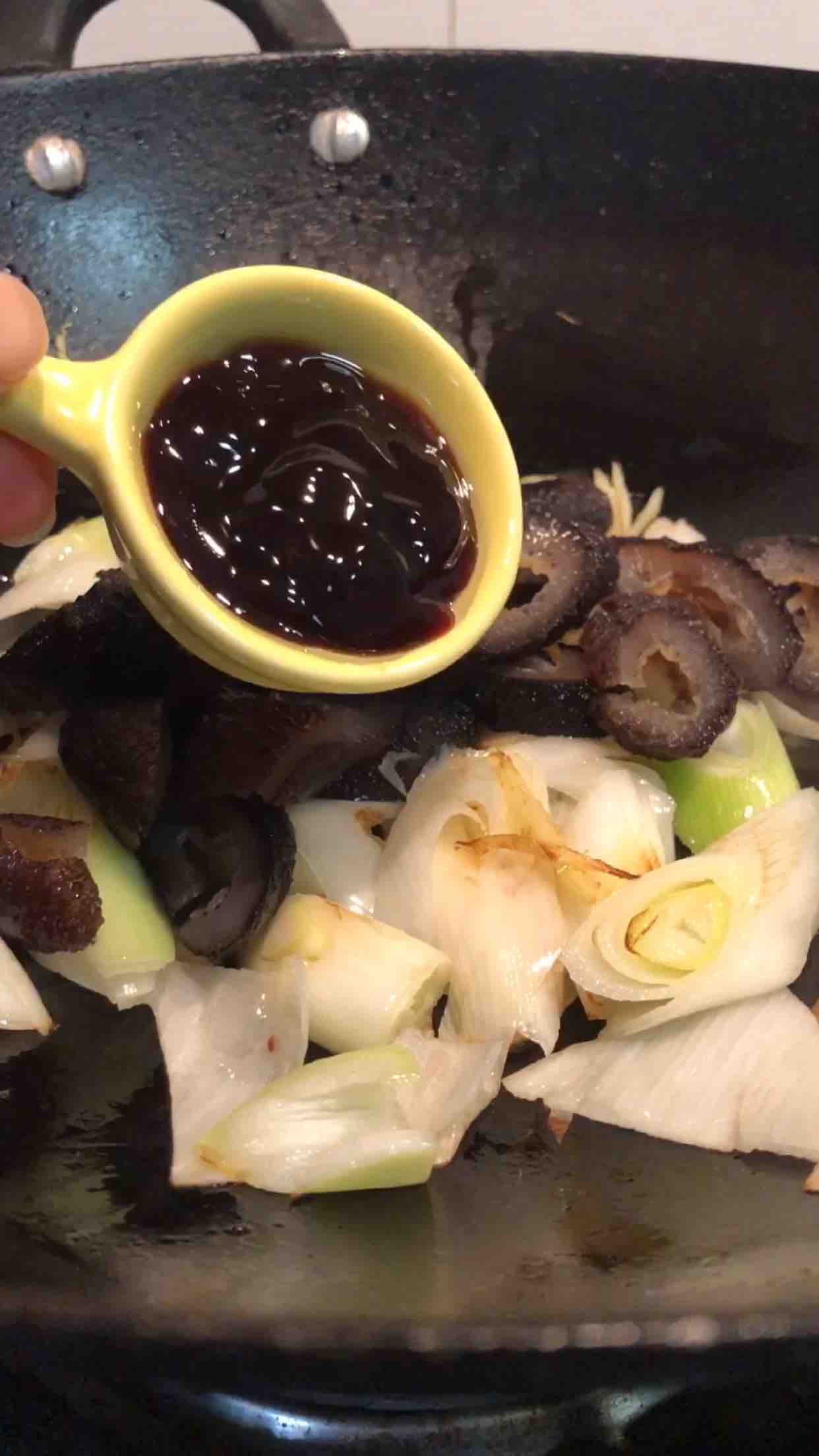 蔥燒海參的做法-家常味燒菜譜