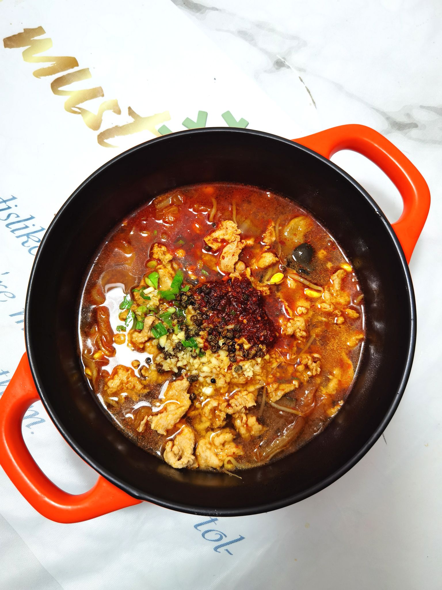 水煮肉片柔嫩的秘訣的做法-麻辣味煮菜譜