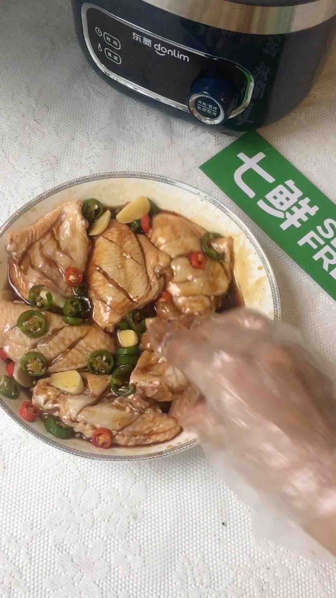 香烤雞翅中的做法-家常味烤菜譜