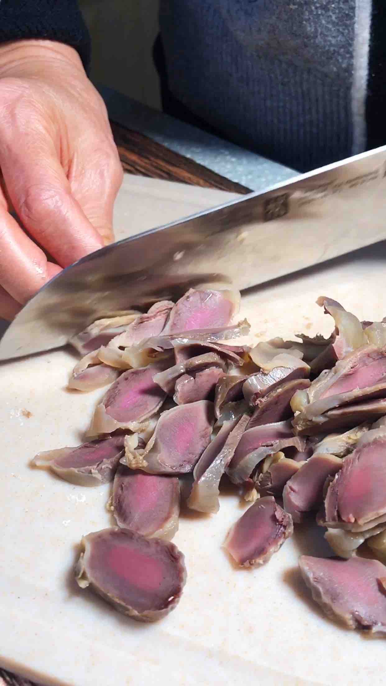 涼拌鴨件的做法-香辣味拌菜譜-易網健康養生網 涼拌鴨件的做法-香辣味拌菜譜