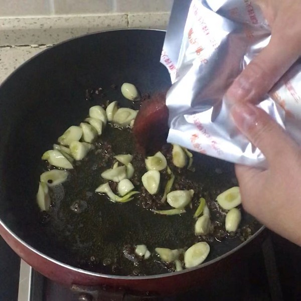 麻辣烤魚的做法-香辣味烤菜譜-易網健康養生網 麻辣烤魚的做法-香辣味烤菜譜