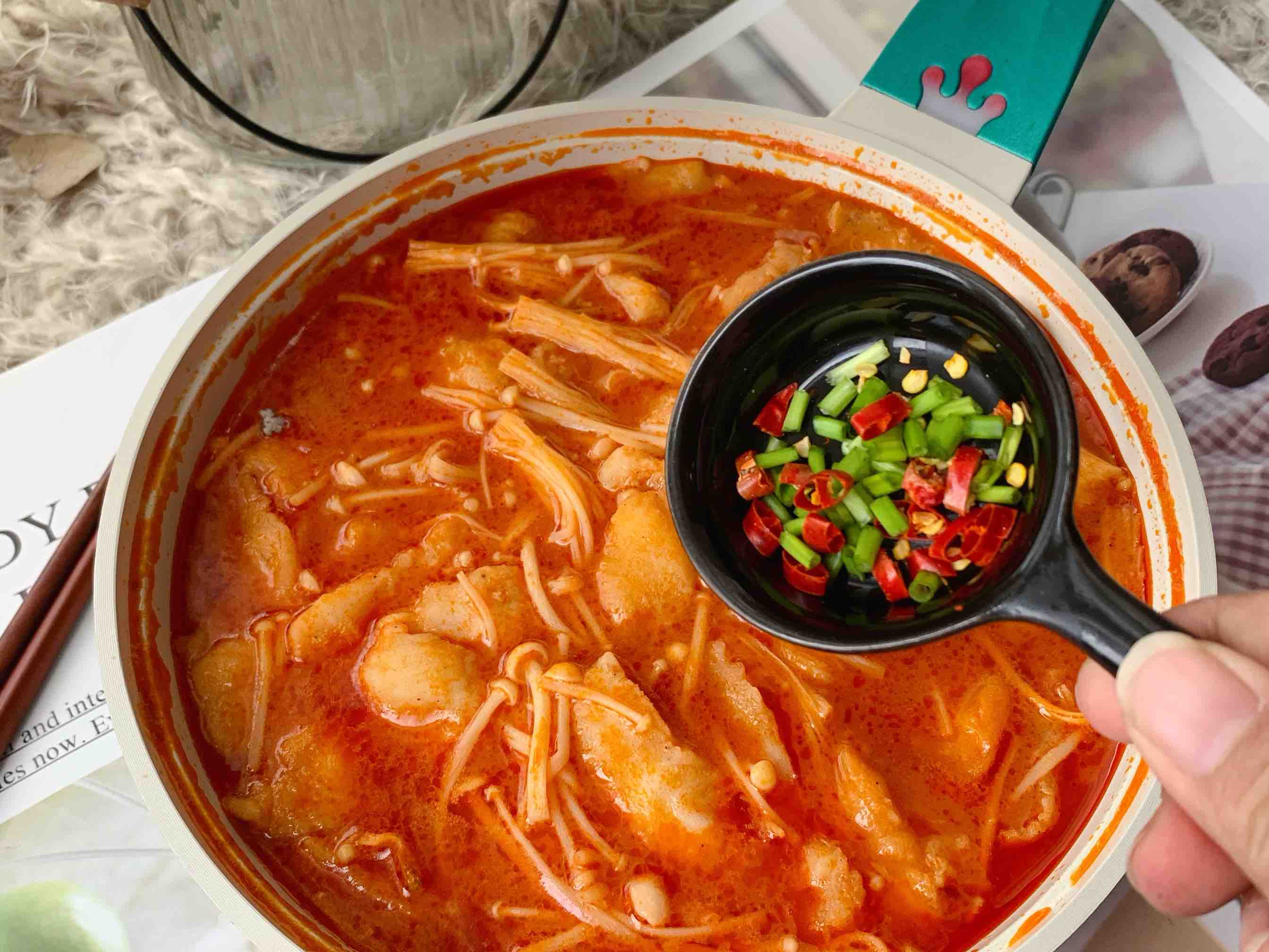 酸湯龍利魚的做法-酸辣味煮菜譜-易網(wǎng)健康養(yǎng)生網(wǎng) 酸湯龍利魚的做法-酸辣味煮菜譜