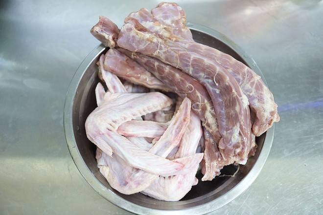 鹵鴨脖鴨翅的做法-家常味鹵菜譜