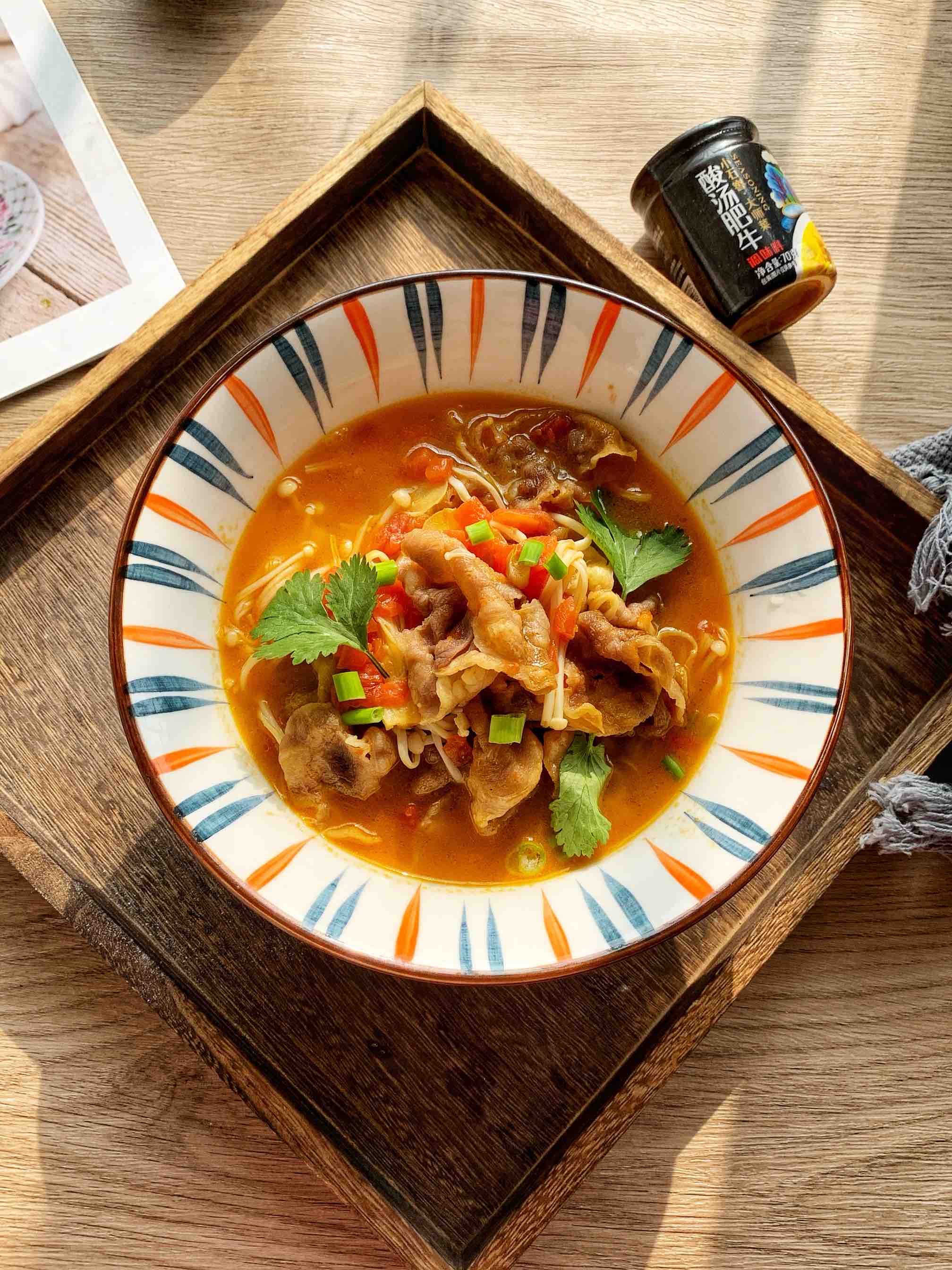 懶人版酸湯肥牛??暖胃下飯的做法-香辣味炒菜譜-易網健康養生網 懶人版酸湯肥牛??暖胃下飯的做法-香辣味炒菜譜