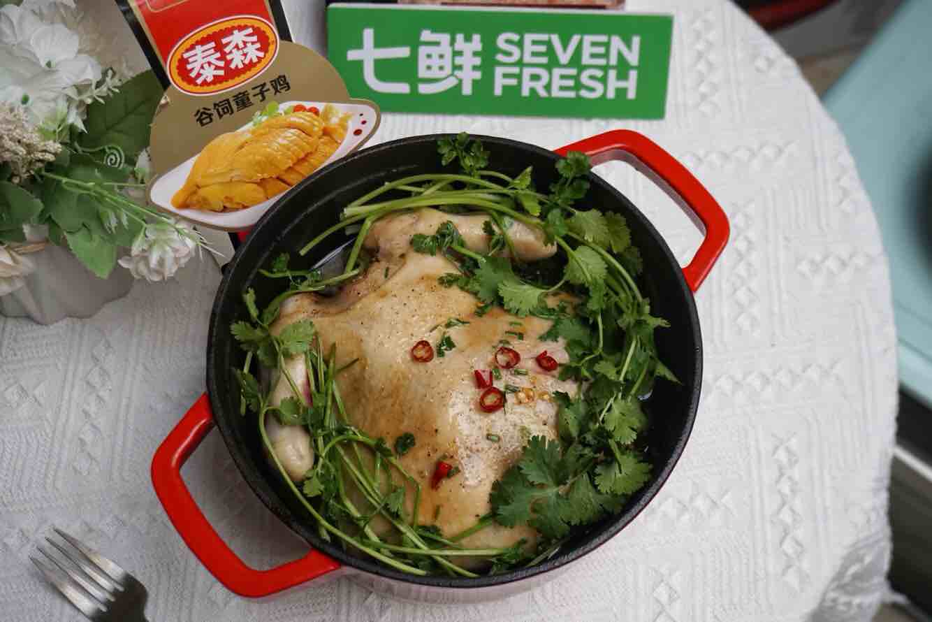 無水蔥油雞的做法-蔥香味燜菜譜-易網(wǎng)健康養(yǎng)生網(wǎng) 無水蔥油雞的做法-蔥香味燜菜譜