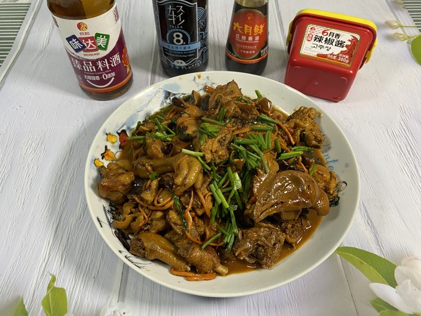 雙茹燒三黃雞的做法-醬香味燉菜譜-易網健康養生網 雙茹燒三黃雞的做法-醬香味燉菜譜