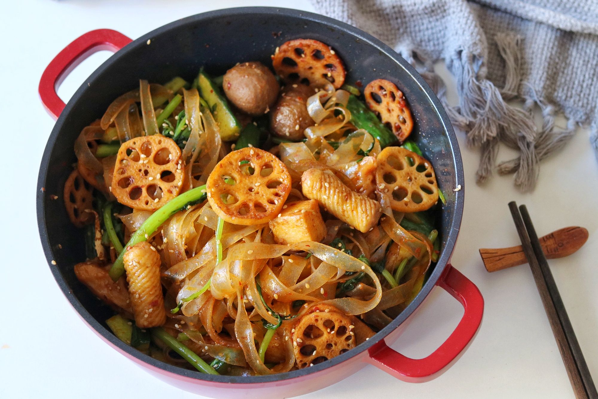 魚丸多多麻辣香鍋的做法-香辣味炒菜譜-易網健康養生網 魚丸多多麻辣香鍋的做法-香辣味炒菜譜
