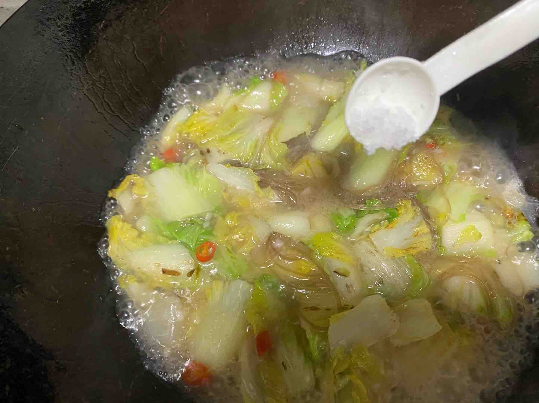 大白菜粉絲的做法-家常味燒菜譜-易網健康養(yǎng)生網 大白菜粉絲的做法-家常味燒菜譜