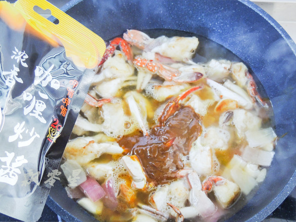 梭子蟹和咖喱碰撞出的美味,簡(jiǎn)單零失敗的做法-咖喱味煮菜譜-易網(wǎng)健康養(yǎng)生網(wǎng) 梭子蟹和咖喱碰撞出的美味,簡(jiǎn)單零失敗的做法-咖喱味煮菜譜