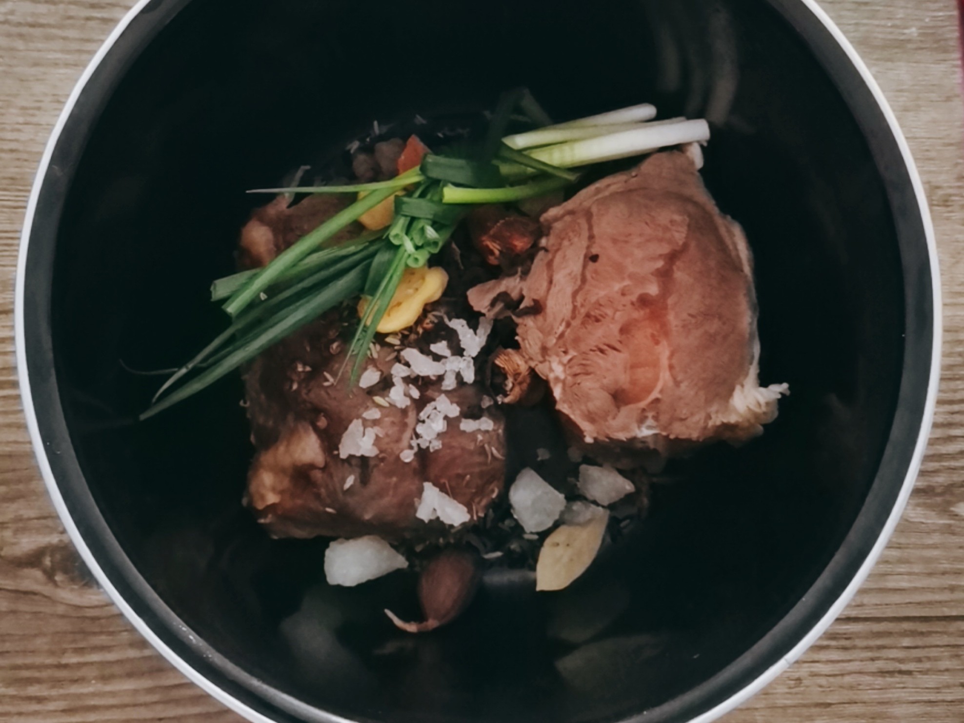 大口喝酒，大口吃肉，水滸醬牛肉客官嘗嘗看？的做法-咸鮮味醬菜譜