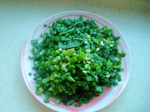 鵪鶉蛋韭菜盒子的做法-家常味煎菜譜-易網健康養生網 鵪鶉蛋韭菜盒子的做法-家常味煎菜譜