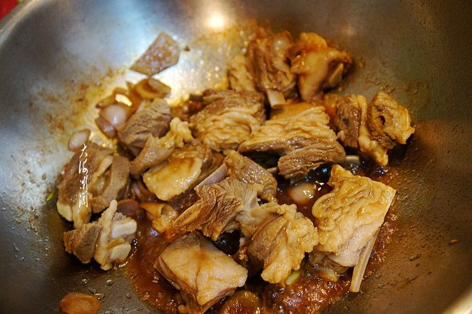 年夜飯必做的一道硬菜,低脂低卡不油膩的做法-家常味燒菜譜-易網(wǎng)健康養(yǎng)生網(wǎng) 年夜飯必做的一道硬菜,低脂低卡不油膩的做法-家常味燒菜譜