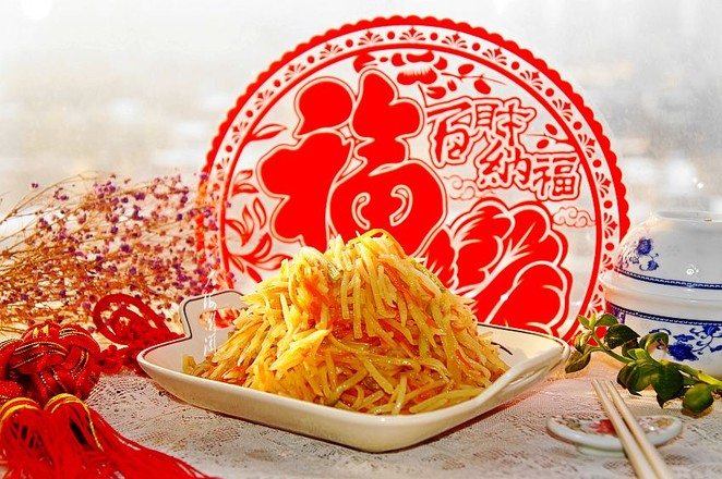 立春必吃的菜~素炒土豆絲的做法-家常味炒菜譜-易網(wǎng)健康養(yǎng)生網(wǎng) 立春必吃的菜~素炒土豆絲的做法-家常味炒菜譜