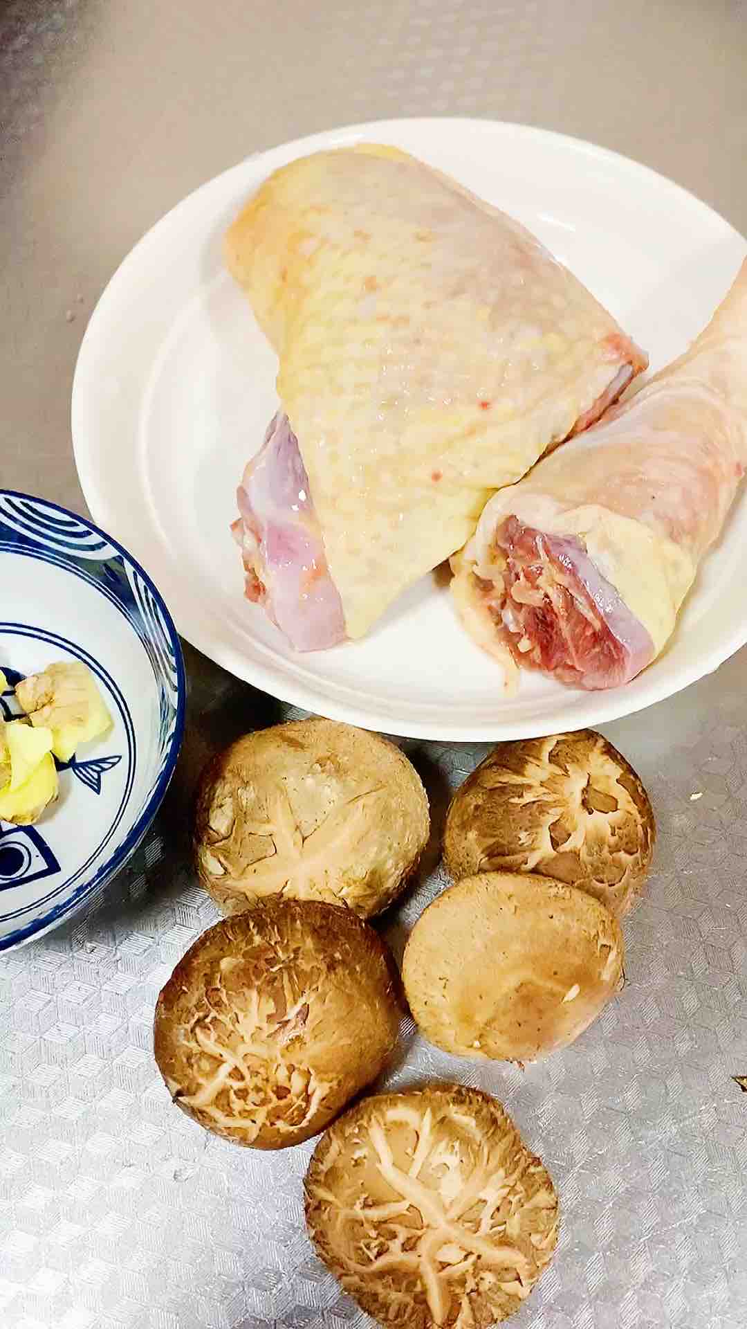 土雞兩次,合理安排有湯又有菜的做法-家常味煮菜譜-易網<a href=http://www.jsjjzhkt.cn/ target=_blank class=infotextkey>健康養生</a>網 土雞兩次,合理安排有湯又有菜的做法-家常味煮菜譜