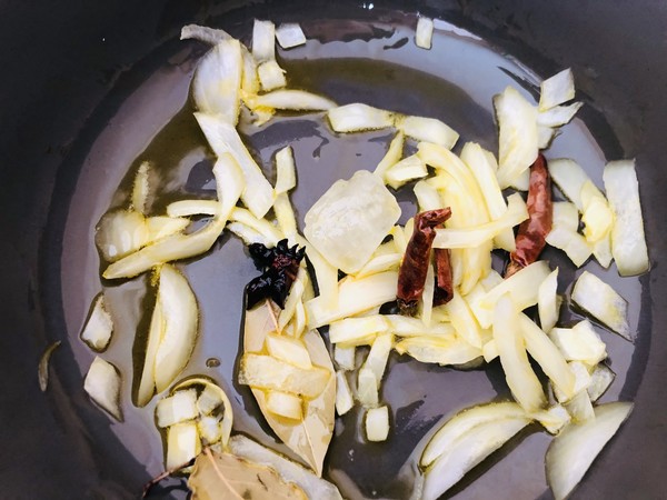 啤酒燒雞翅根的做法-咸鮮味燒菜譜-易網健康養生網 啤酒燒雞翅根的做法-咸鮮味燒菜譜