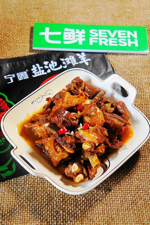 年夜飯必做的一道硬菜,低脂低卡不油膩的做法-家常味燒菜譜-易網(wǎng)健康養(yǎng)生網(wǎng) 年夜飯必做的一道硬菜,低脂低卡不油膩的做法-家常味燒菜譜