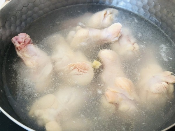 啤酒燒雞翅根的做法-咸鮮味燒菜譜-易網健康養生網 啤酒燒雞翅根的做法-咸鮮味燒菜譜