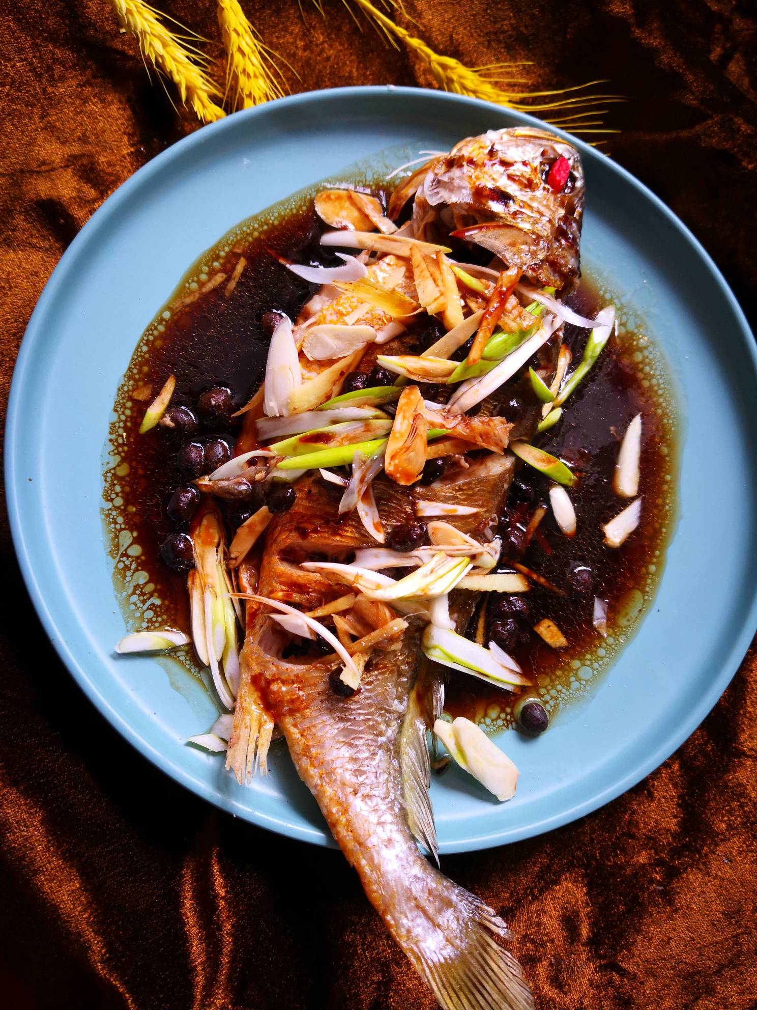 豆豉黃花魚的做法-豆瓣味蒸菜譜-易網健康養生網 豆豉黃花魚的做法-豆瓣味蒸菜譜