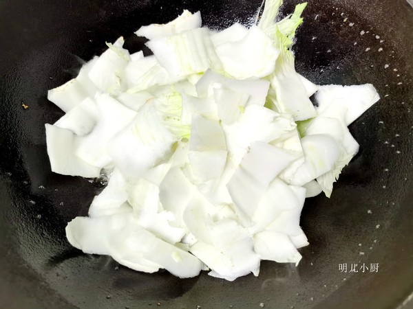 醋溜白菜的做法-家常味炒菜譜-易網健康養生網 醋溜白菜的做法-家常味炒菜譜