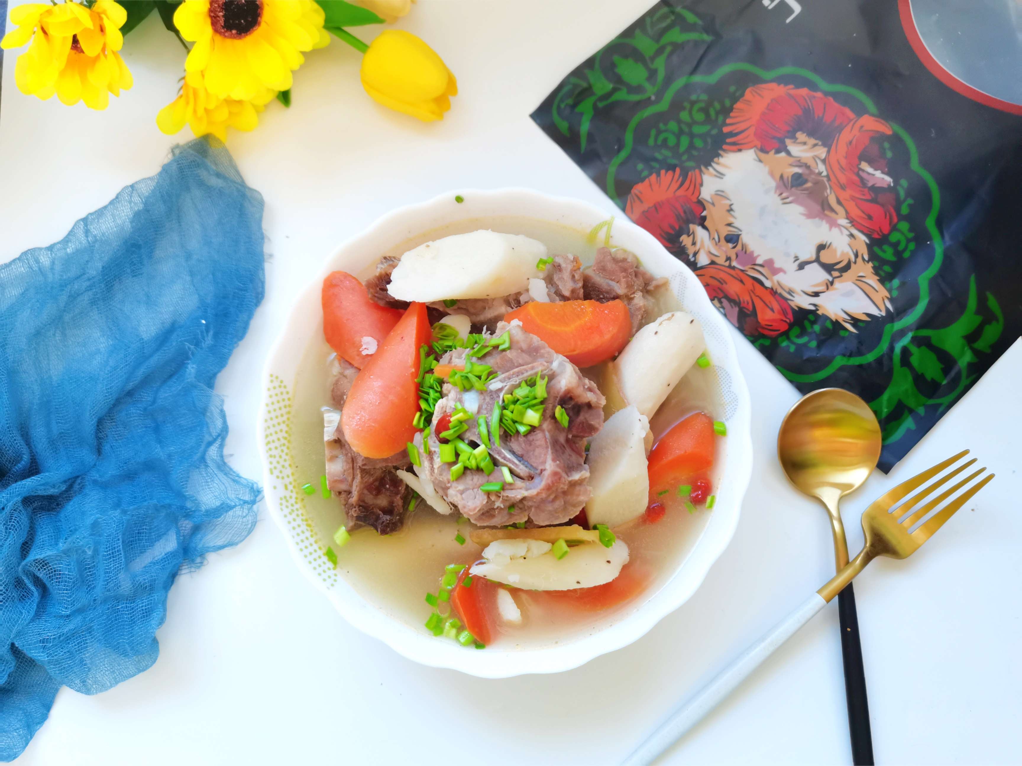 一碗喝不夠的羊蝎子湯的做法-咸鮮味燉菜譜-易網(wǎng)健康養(yǎng)生網(wǎng) 一碗喝不夠的羊蝎子湯的做法-咸鮮味燉菜譜