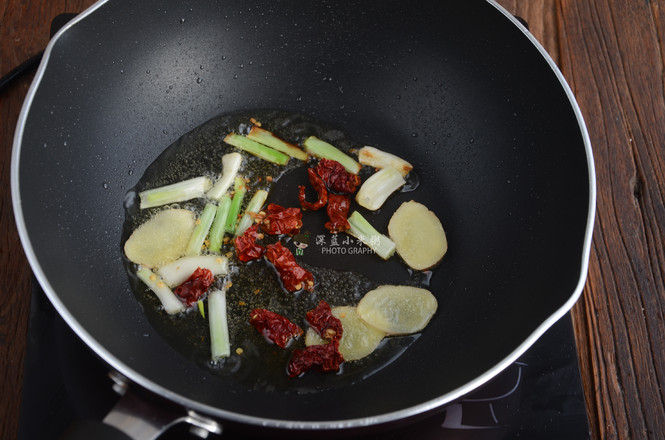 麻辣羊蝎子的做法-麻辣味燉菜譜-易網(wǎng)健康養(yǎng)生網(wǎng) 麻辣羊蝎子的做法-麻辣味燉菜譜