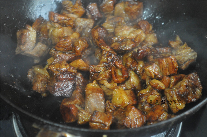 偷學酒店大廚的土豆燒牛腩,果然牛!3天做了2次,孩子還嫌不夠!的做法-咸鮮味燒菜譜-易網健康養生網 偷學酒店大廚的土豆燒牛腩,果然牛!3天做了2次,孩子還嫌不夠!的做法-咸鮮味燒菜譜