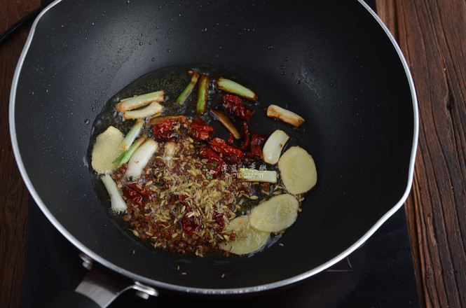 麻辣羊蝎子的做法-麻辣味燉菜譜-易網(wǎng)健康養(yǎng)生網(wǎng) 麻辣羊蝎子的做法-麻辣味燉菜譜