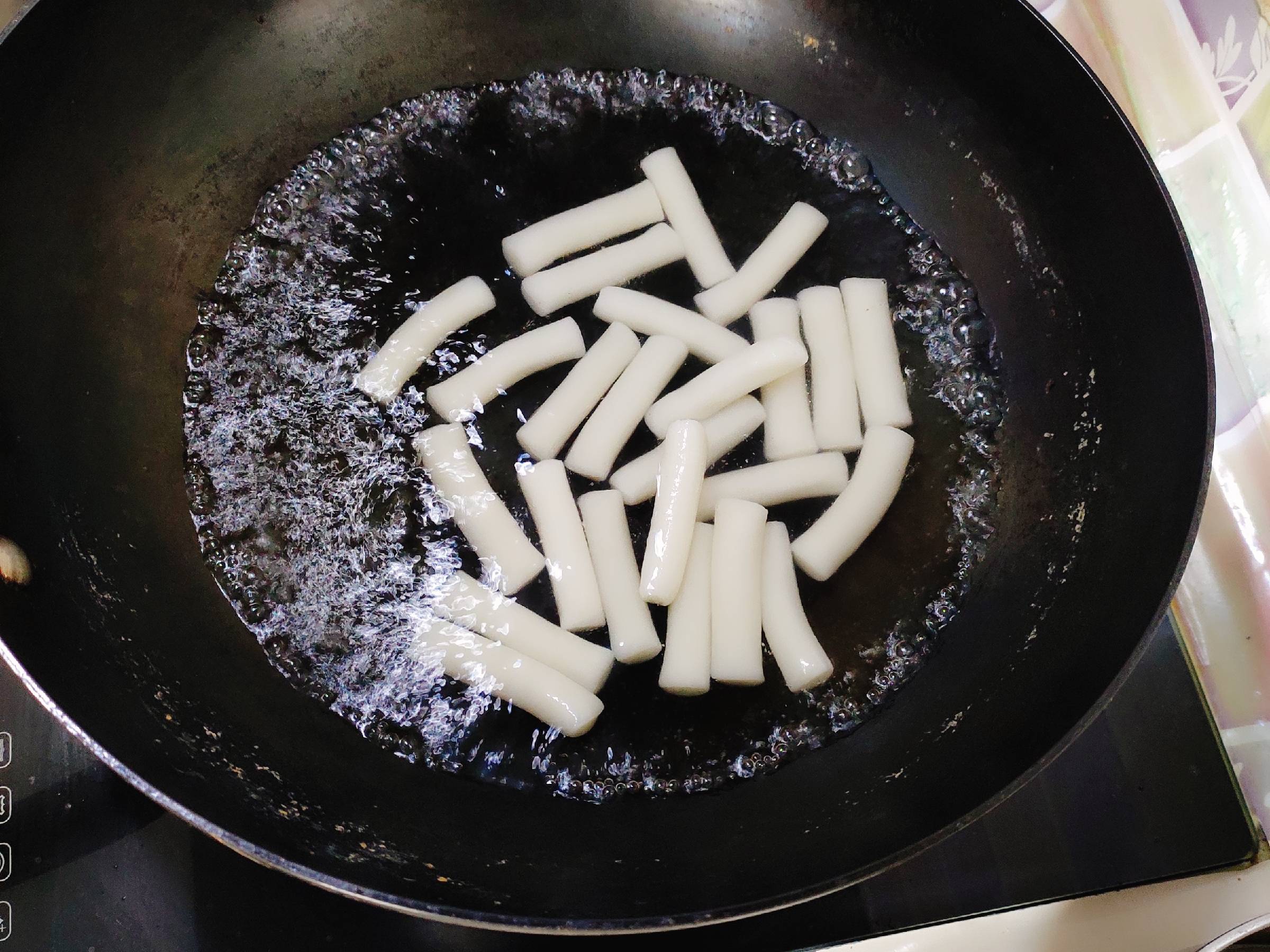 輕輕松松做出辣炒年糕的做法-其它口味炒菜譜-易網健康養(yǎng)生網 輕輕松松做出辣炒年糕的做法-其它口味炒菜譜