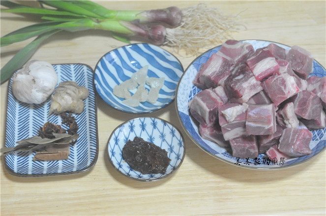 偷學酒店大廚的土豆燒牛腩,果然牛!3天做了2次,孩子還嫌不夠!的做法-咸鮮味燒菜譜-易網<a href=http://www.jsjjzhkt.cn/ target=_blank class=infotextkey>健康養生</a>網 偷學酒店大廚的土豆燒牛腩,果然牛!3天做了2次,孩子還嫌不夠!的做法-咸鮮味燒菜譜