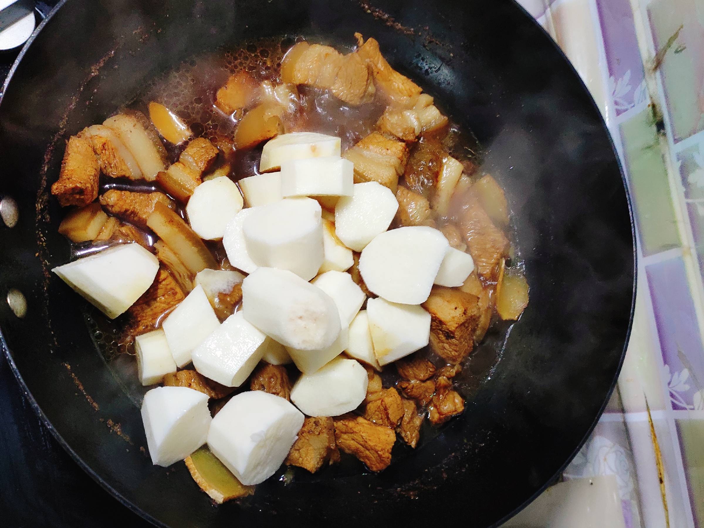 不放一滴油的紅燒肉燉山藥的做法-甜味燉菜譜