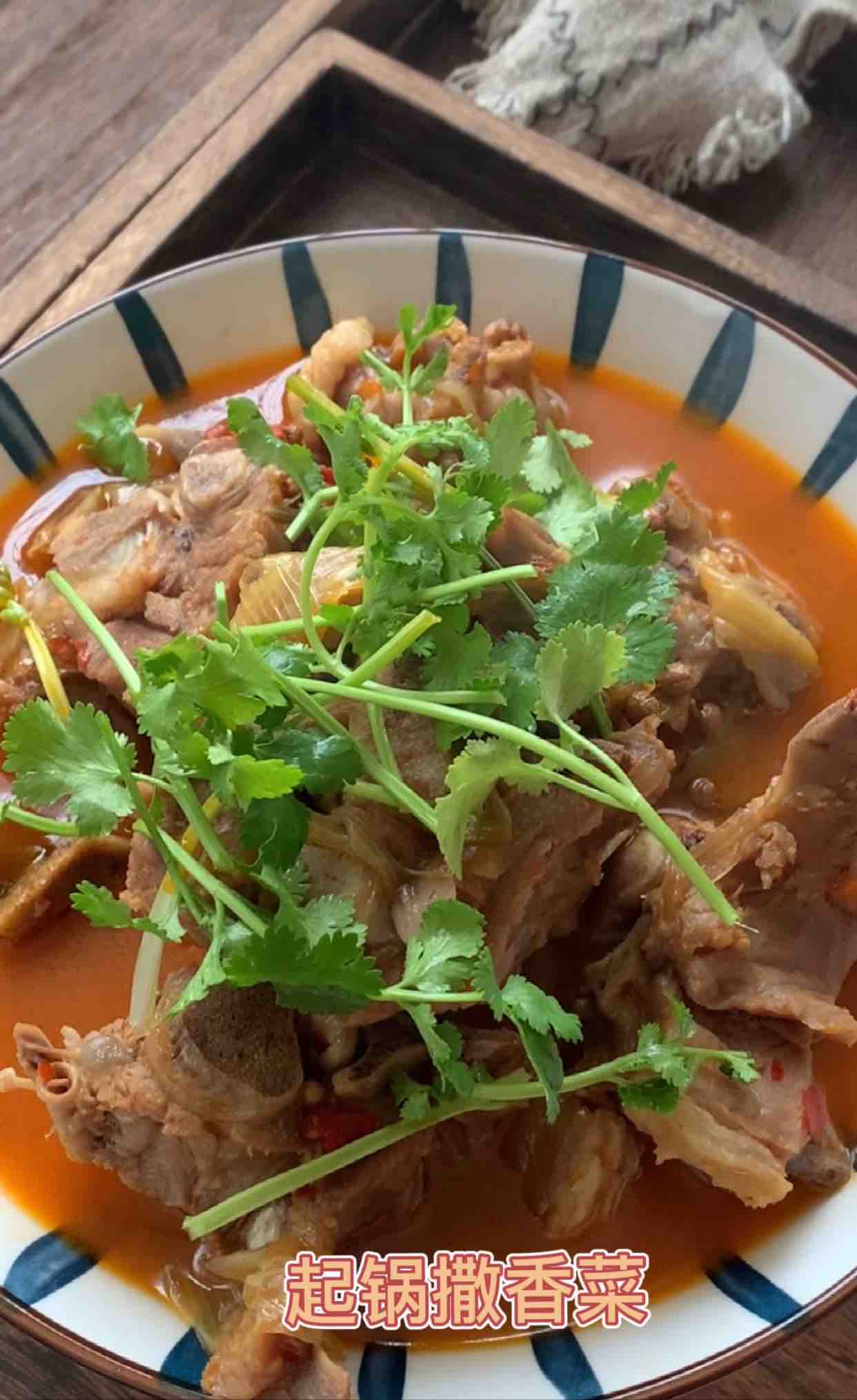 香辣羊蝎子,簡直太費米飯了的做法-香辣味燒菜譜-易網(wǎng)健康養(yǎng)生網(wǎng) 香辣羊蝎子,簡直太費米飯了的做法-香辣味燒菜譜