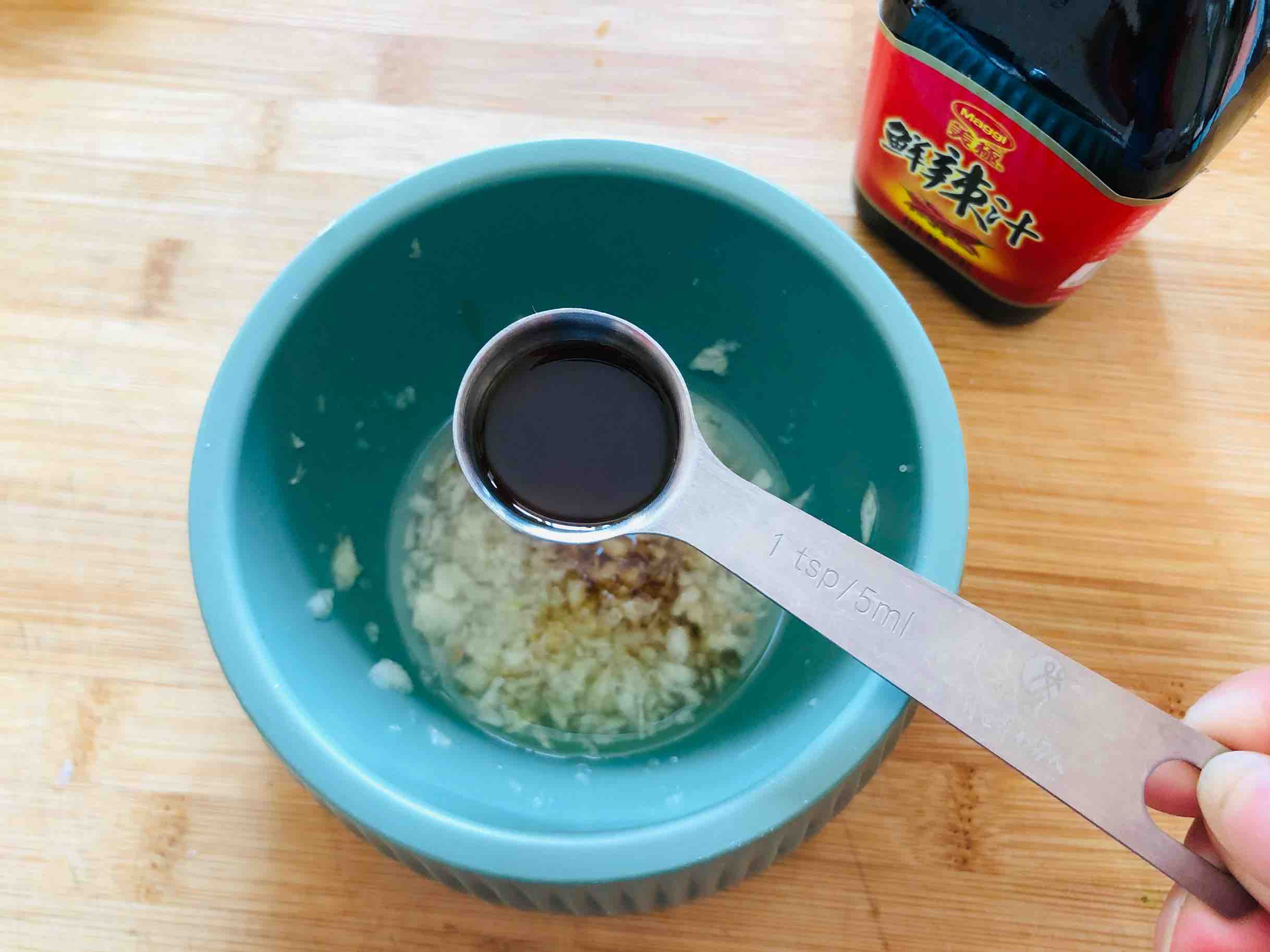 美極鮮辣牛肉的做法-咸鮮味拌菜譜-易網(wǎng)健康養(yǎng)生網(wǎng) 美極鮮辣牛肉的做法-咸鮮味拌菜譜