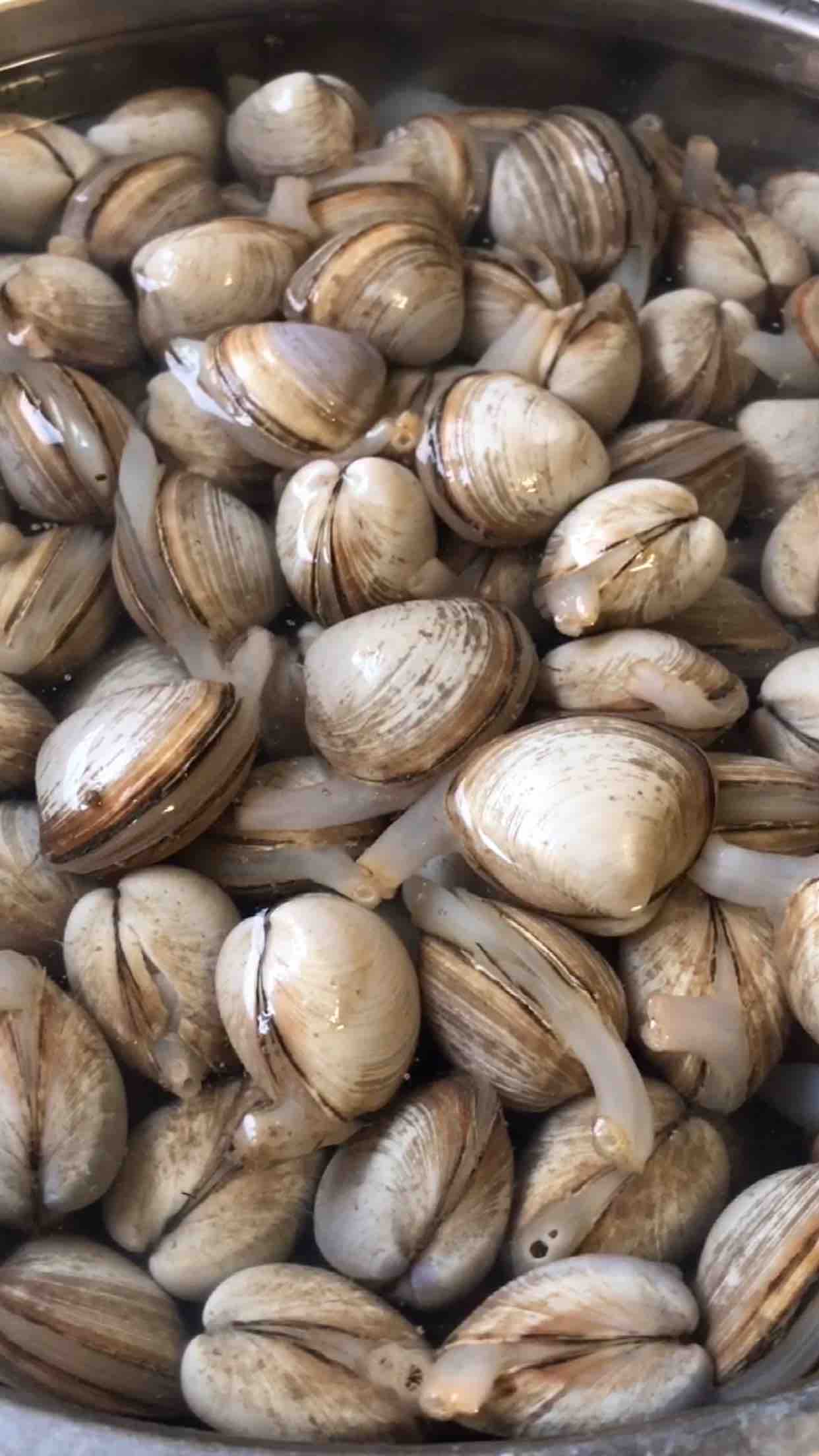 蛤蜊的正確清洗方法的做法-咸鮮味煮菜譜-易網健康養生網 蛤蜊的正確清洗方法的做法-咸鮮味煮菜譜