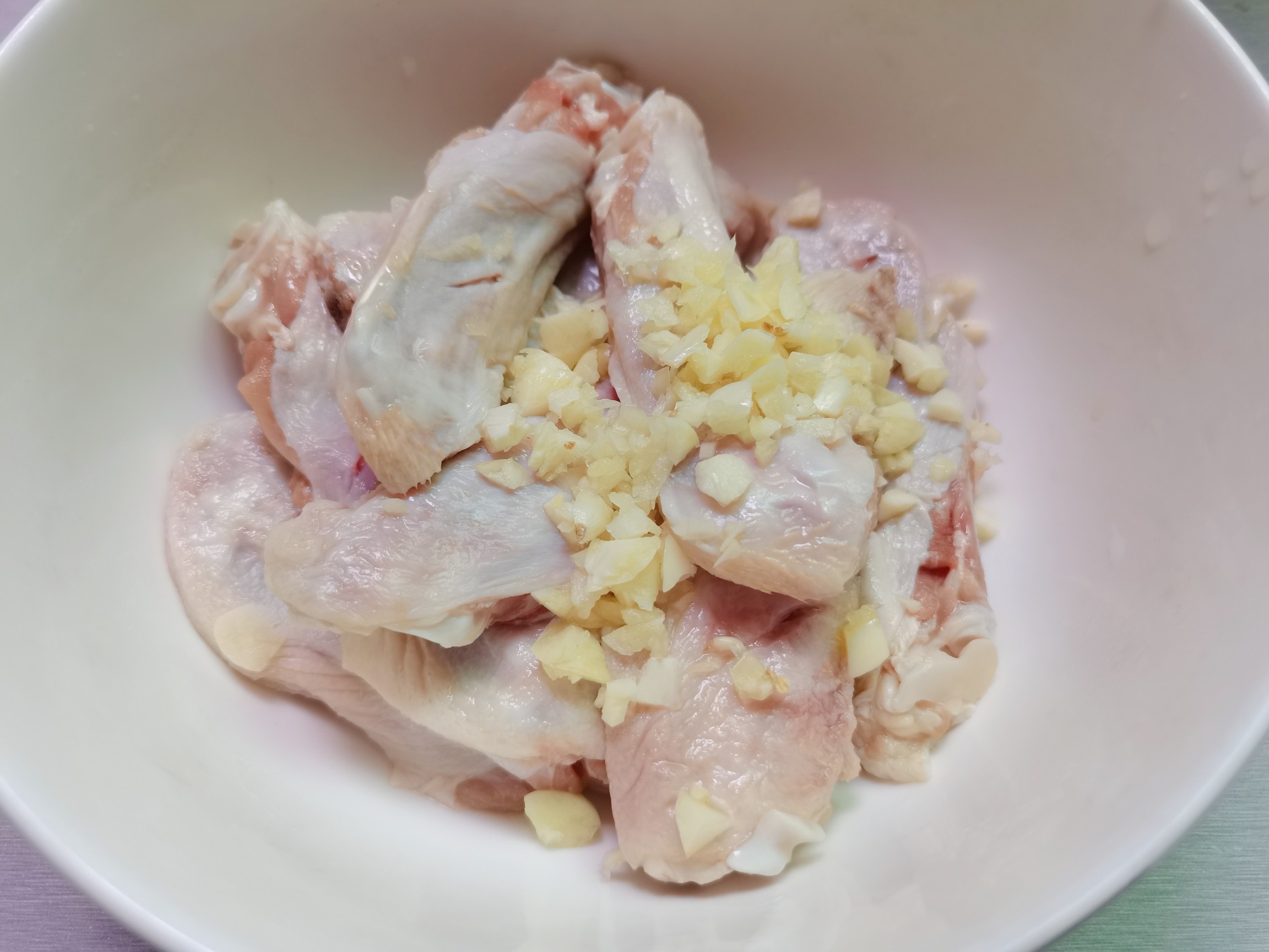 香烤鴨翅的做法-蒜香味烤菜譜-易網(wǎng)健康養(yǎng)生網(wǎng) 香烤鴨翅的做法-蒜香味烤菜譜