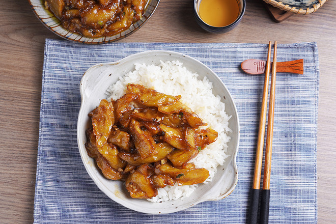 糖醋茄子拌飯的做法-酸甜味炒菜譜