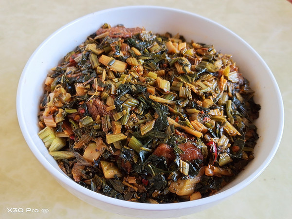 梅菜紅燒肉的做法-咸鮮味蒸菜譜-易網(wǎng)健康養(yǎng)生網(wǎng) 梅菜紅燒肉的做法-咸鮮味蒸菜譜