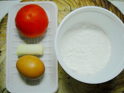 茄子面片湯的做法-茄汁味煮菜譜-易網<a href=http://www.jsjjzhkt.cn/ target=_blank class=infotextkey>健康養生</a>網 茄子面片湯的做法-茄汁味煮菜譜