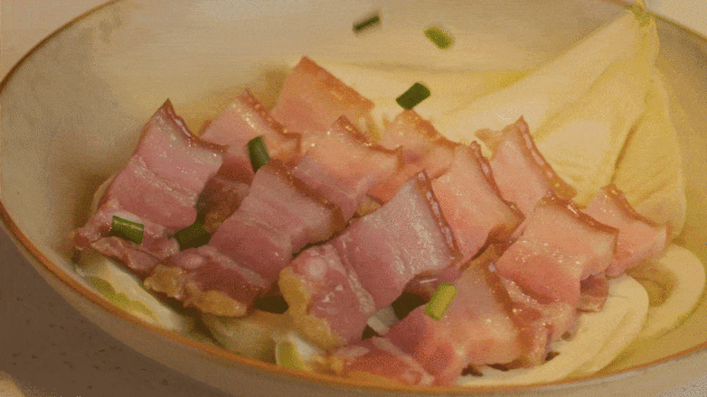 節(jié)節(jié)高升·咸肉蒸嫩筍的做法-咸鮮味蒸菜譜-易網健康養(yǎng)生網 節(jié)節(jié)高升·咸肉蒸嫩筍的做法-咸鮮味蒸菜譜