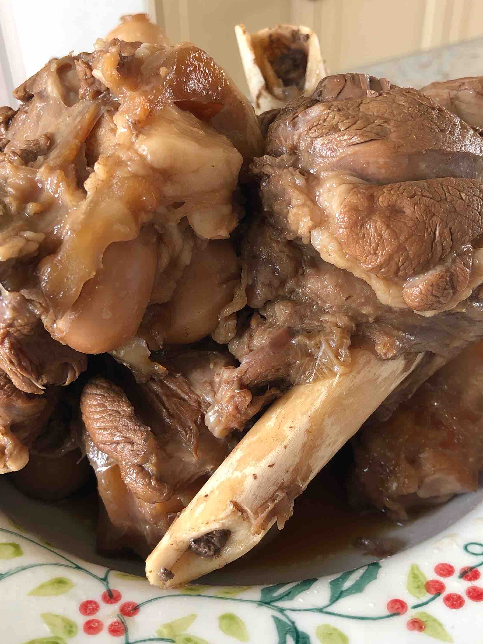 鹵味羊棒骨的做法-家常味煮菜譜