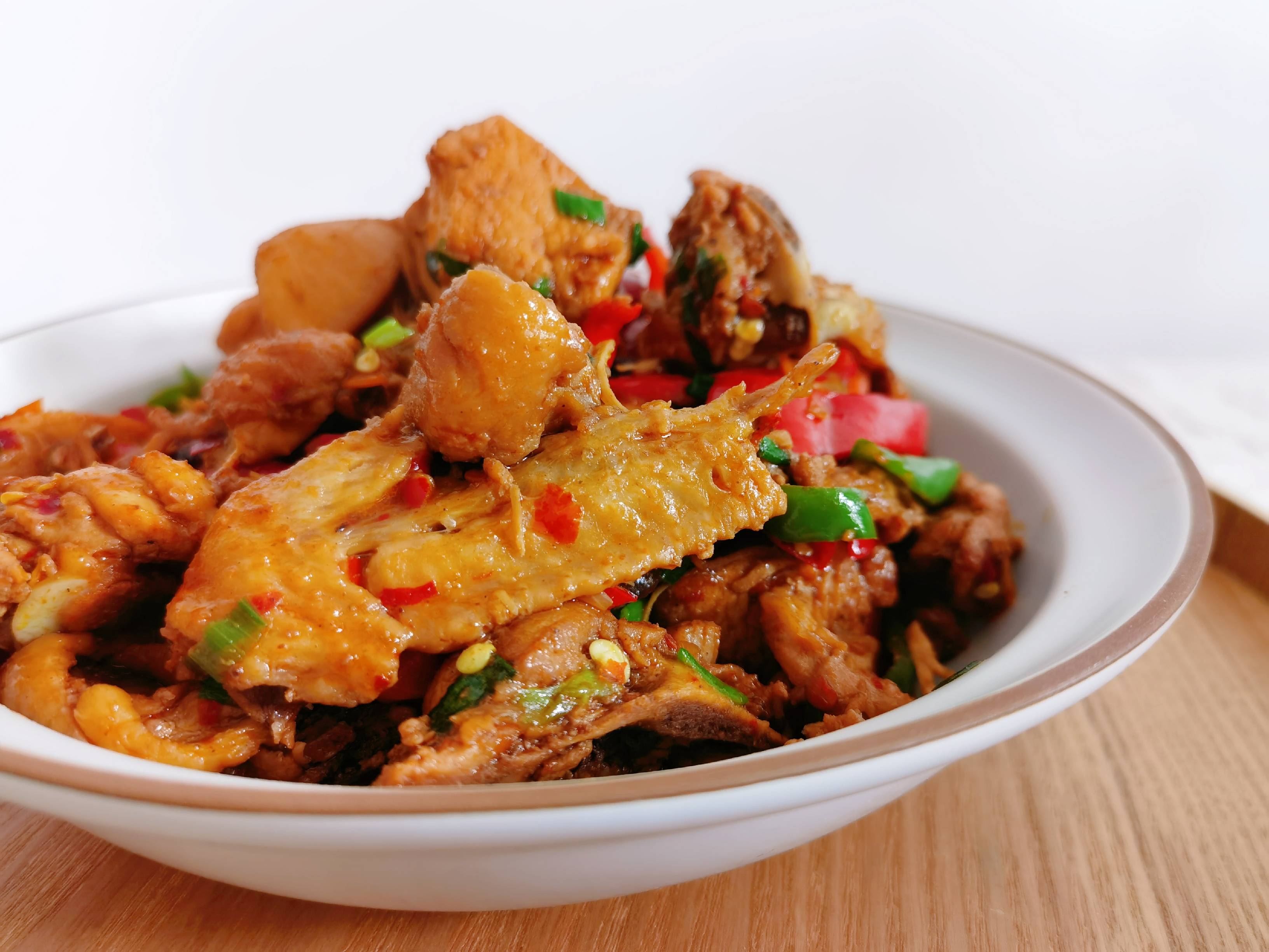 除夕夜的必備菜--香菇炒雞的做法-香辣味炒菜譜